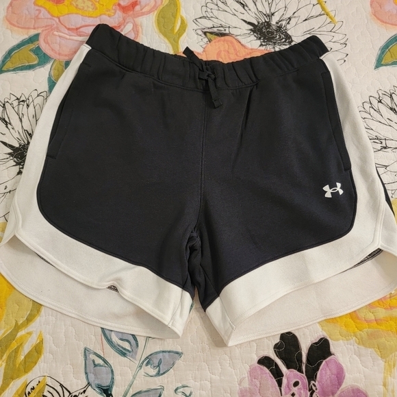 NWT Under Armour Ladies Fleece - Picture 1 of 2
